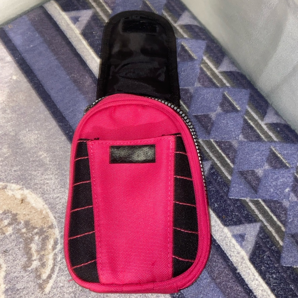 Original Nintendo DS Case - Picture 4 of 8